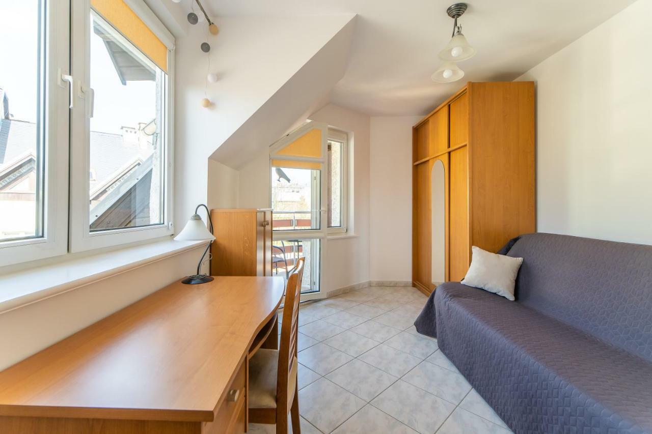 3-Bedroom Apartment Plac Neptuna By Noclegi Renters Miedzyzdroje Exteriör bild
