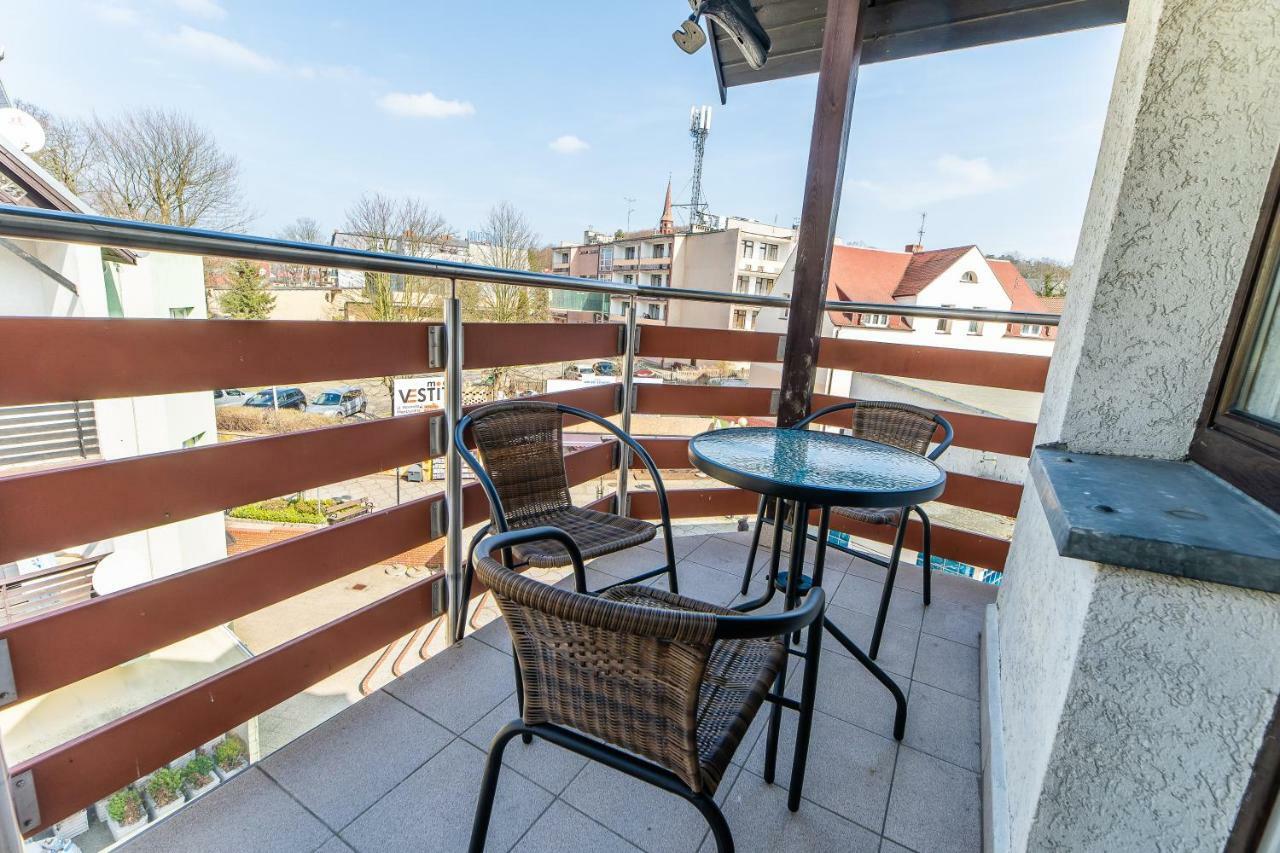 3-Bedroom Apartment Plac Neptuna By Noclegi Renters Miedzyzdroje Exteriör bild